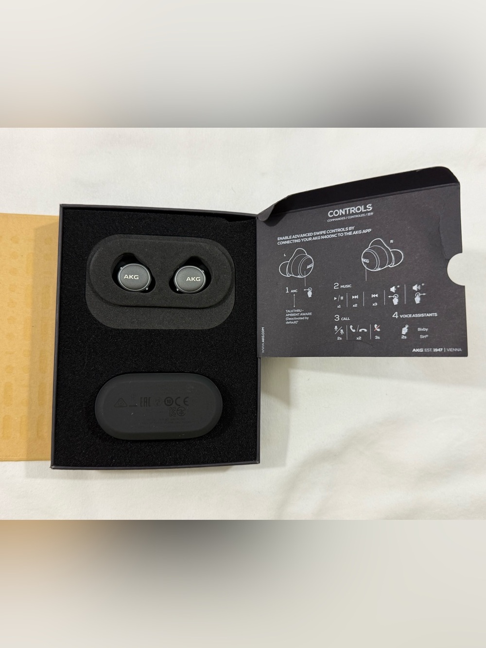 AKG N400NC TWS True Wireless Noise Cancelling Earbuds Black Box Like NWOT